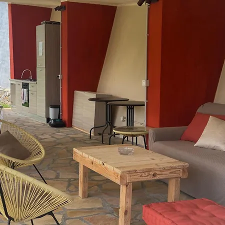 Oda ve Kahvaltı Ligo Villanova d'Albenga