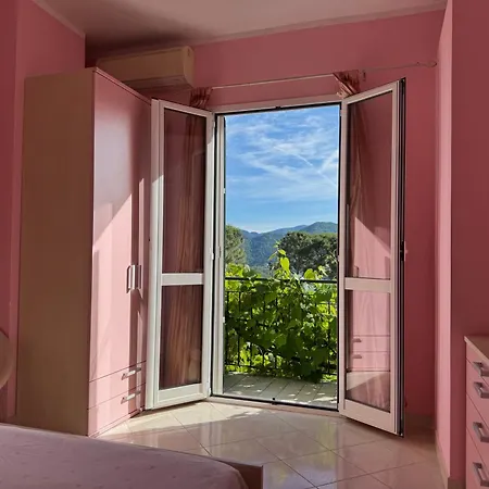 Ligo Bed & Breakfast